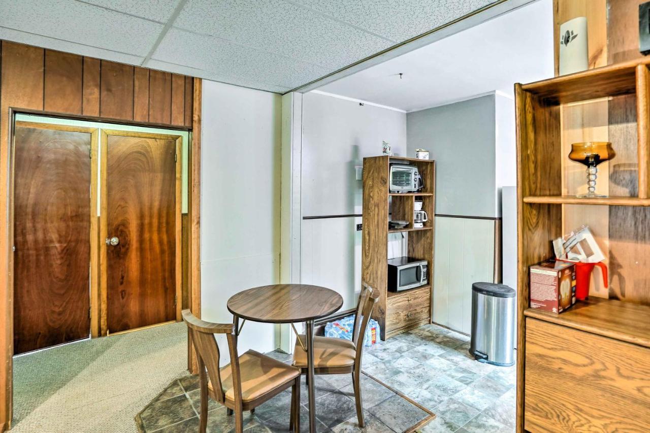 Secluded Getaway Less Than 10 Mi To Saratoga Springs! Corinth Esterno foto