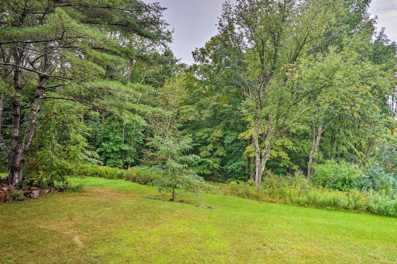 Secluded Getaway Less Than 10 Mi To Saratoga Springs! Corinth Esterno foto